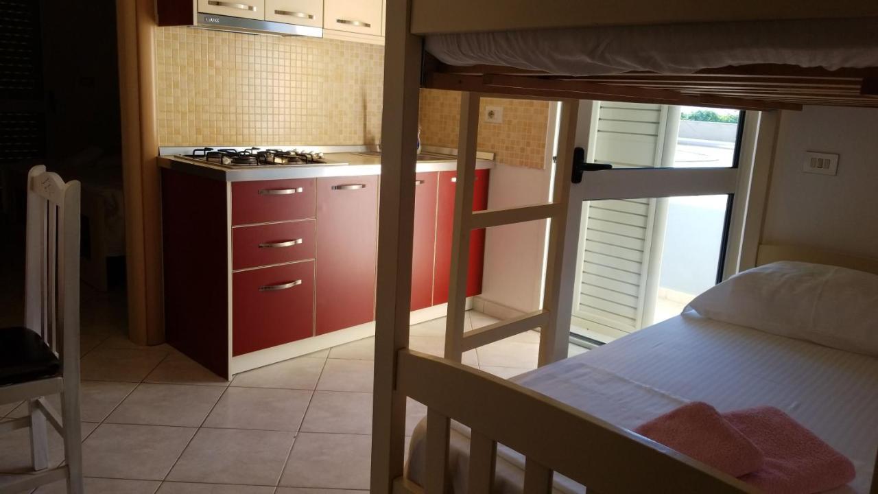 Apartments Rezidenca Sinani Орикум Экстерьер фото