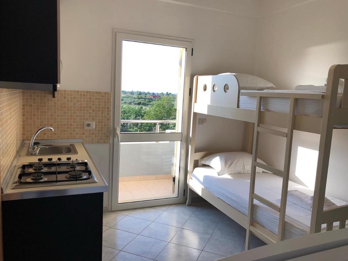 Apartments Rezidenca Sinani Орикум Экстерьер фото