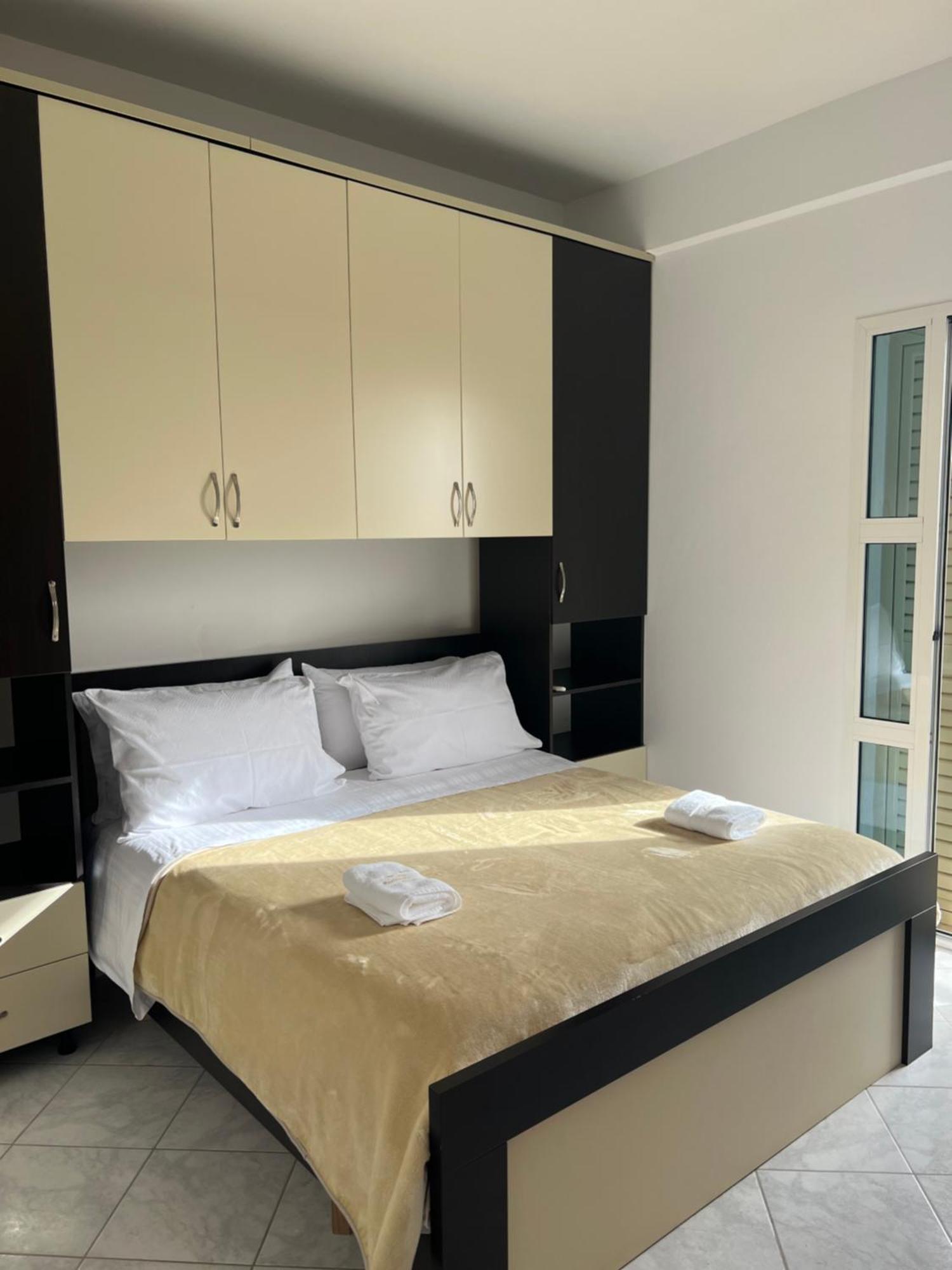 Apartments Rezidenca Sinani Орикум Экстерьер фото